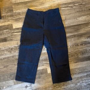 Liz Claiborne Women's Navy Cropped Pants / DG115